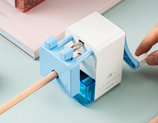 得力Deli粉色削鉛筆機