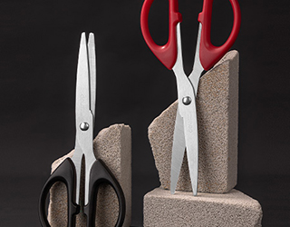 得力Deli事務剪刀