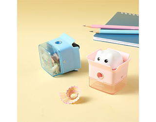 得力Deli動物彈跳削鉛筆器